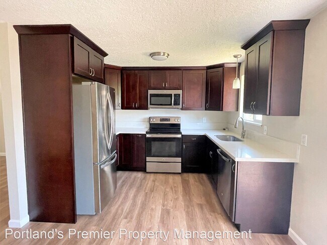 Building Photo - 3 br, 2 bath House - 7722 SE Lambert Street