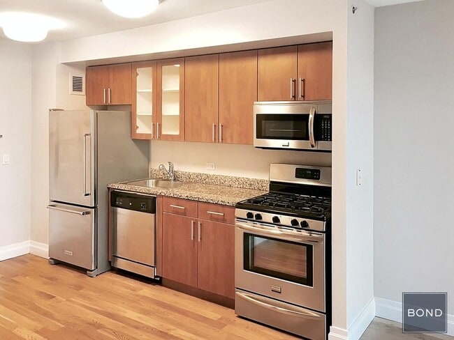Building Photo - 776 Sixth Avenue