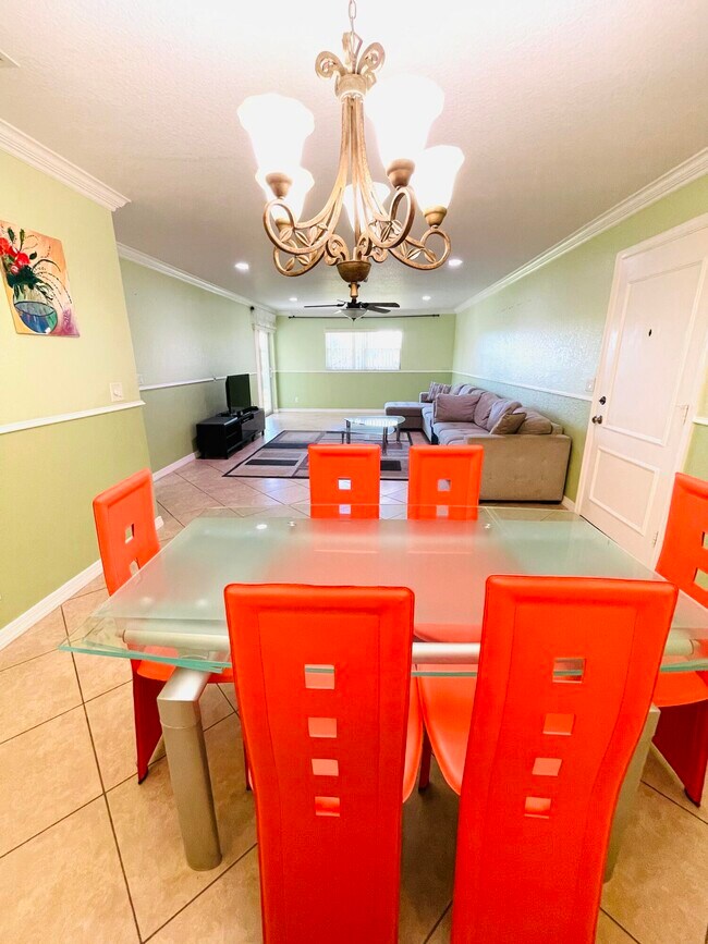 Building Photo - 22765 SW 66th Ave