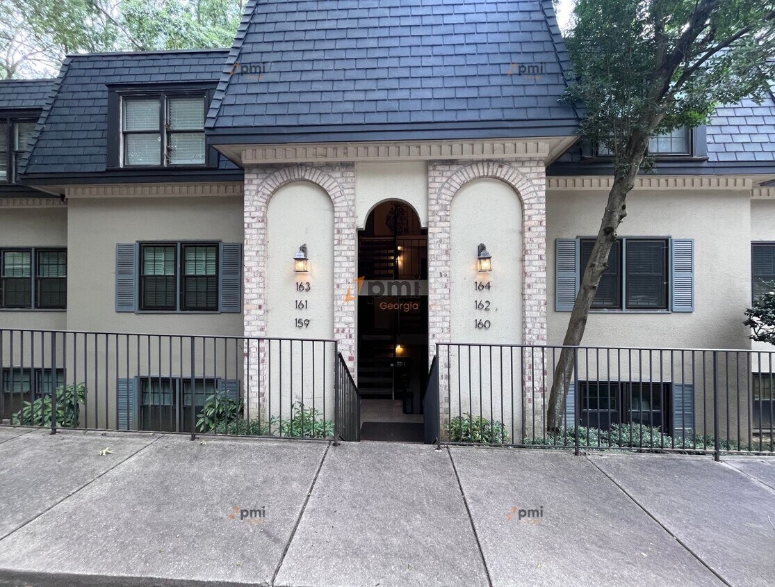 Primary Photo - 162 Elysian Way NW