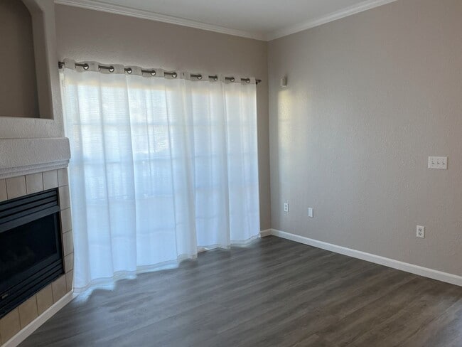 Foto del edificio - 10075 E Carolina Pl