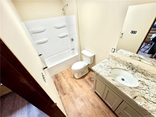 Foto del edificio - 25 Hanover Ave