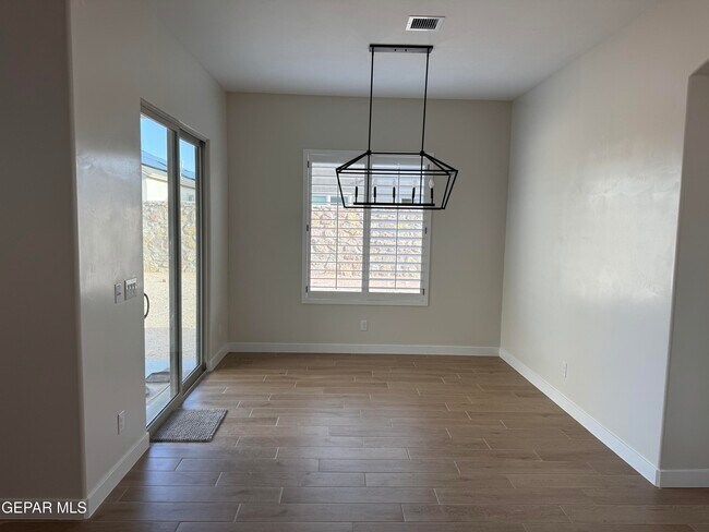 Building Photo - 13988 Summer Hail Ave