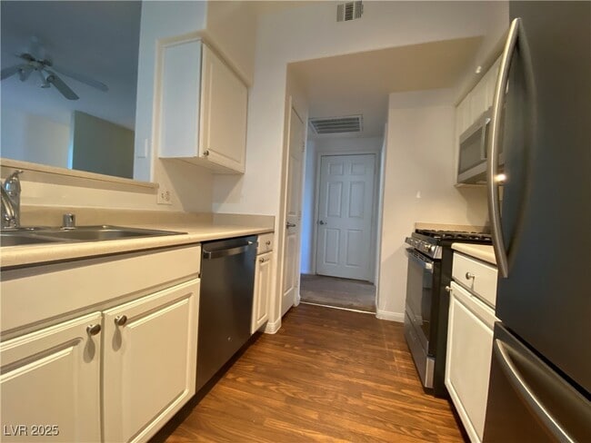 Building Photo - 9000 Las Vegas Blvd