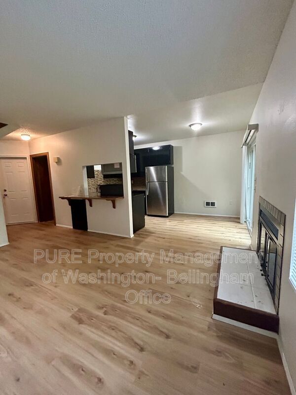 Foto del edificio - 12712 51st Ave NE