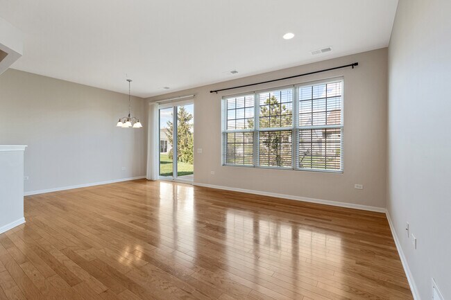 Foto del edificio - 13260 Red Alder Ave