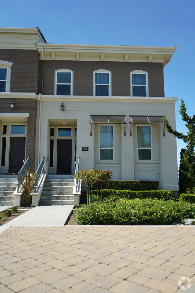 Building Photo - 3019 Ruby Ave