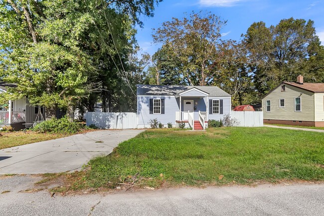 Foto del edificio - Charming North Charleston Home