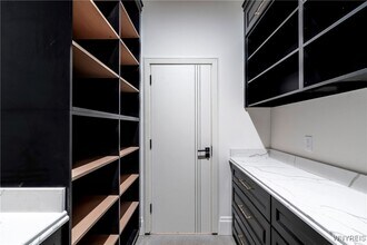 Building Photo - 11168 Stage Rd