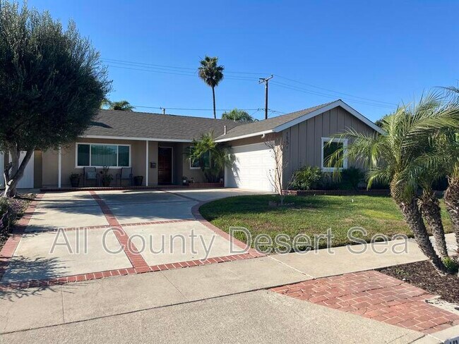 Foto del edificio - 16291 Honolulu Ln