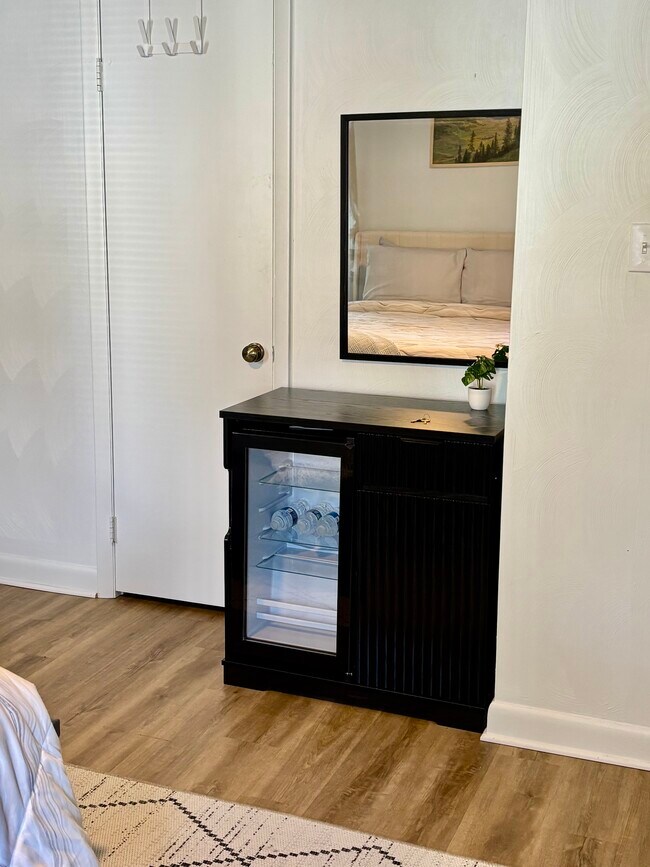 Mininevera/Zona de almacenamiento - 3441 Bruin Dr