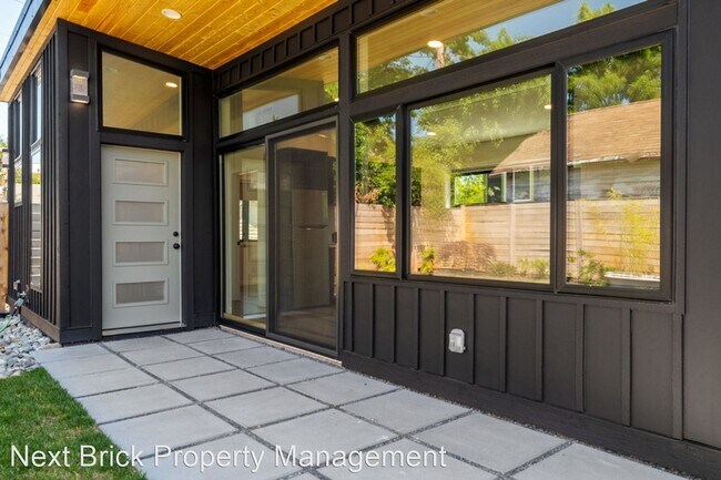 Building Photo - 1 br, 1 bath House - 3232 S Ferdinand St