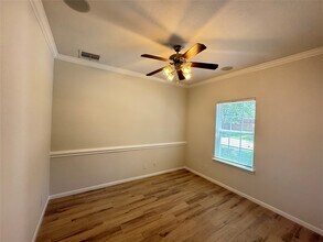 Building Photo - 8107 Gran Villa Dr