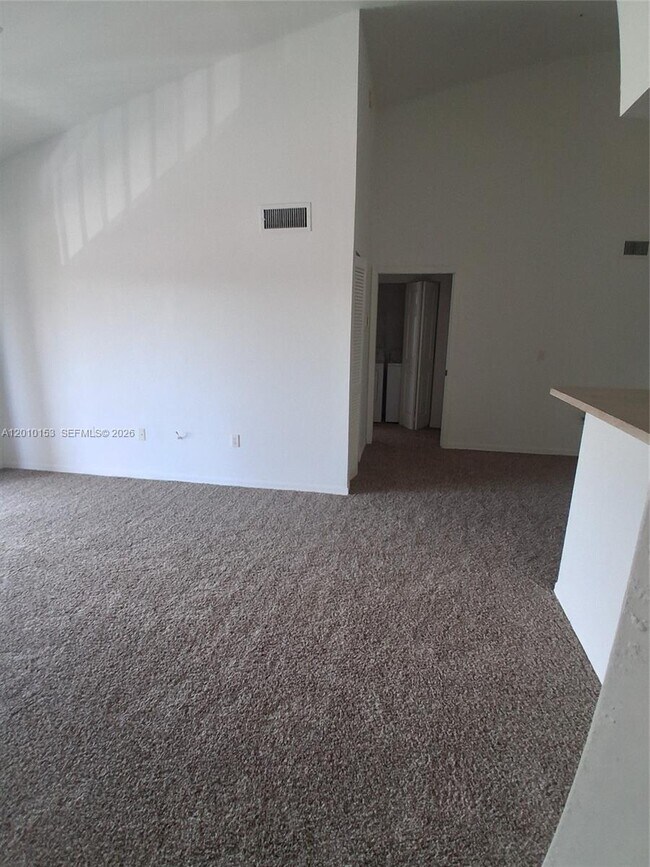 Foto del edificio - 11165 SW 6th St
