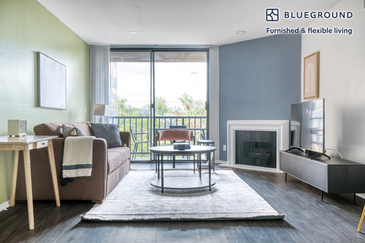 Foto principal - 5235 Kester Ave