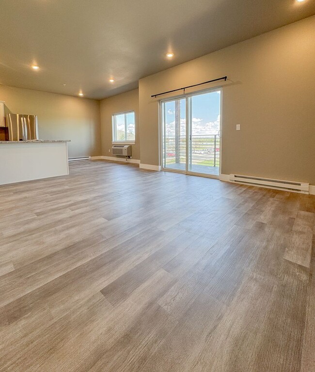 Foto del edificio - Pet Friendly 2 bed/ 2 bath unit at Soldier Ridge!