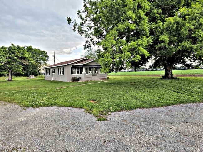 Building Photo - HOUSE FOR RENT - COURTLAND
