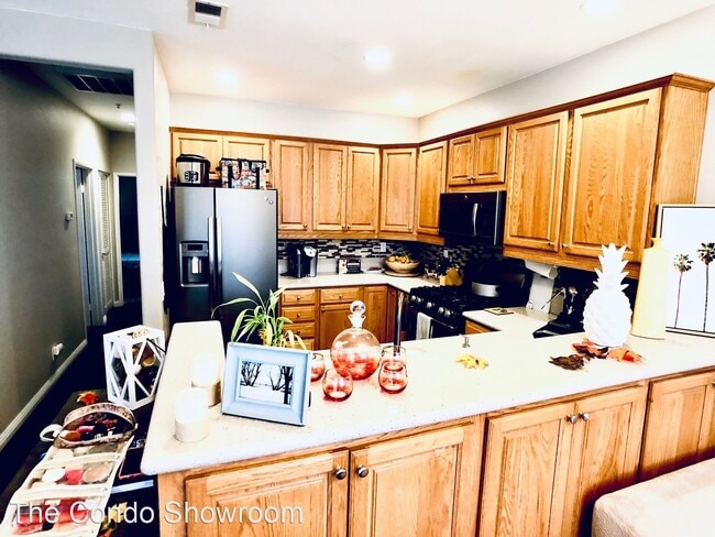 Building Photo - 11404 Via Rancho San Diego