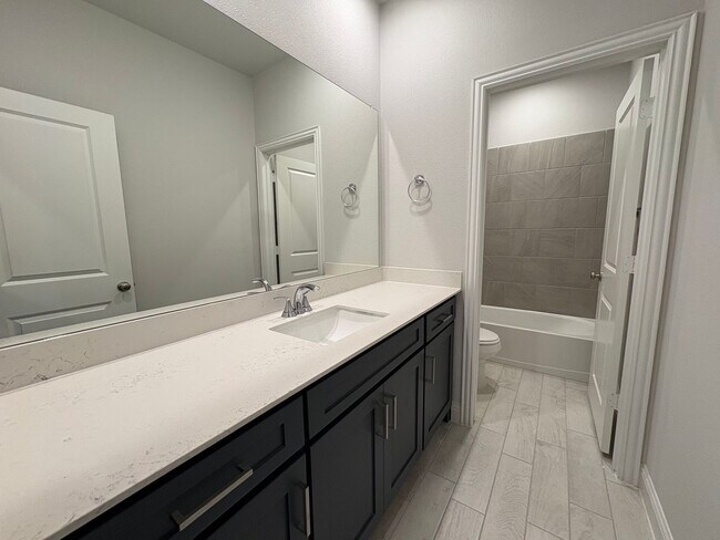 Foto del edificio - Amazing Lagoon Style Community!