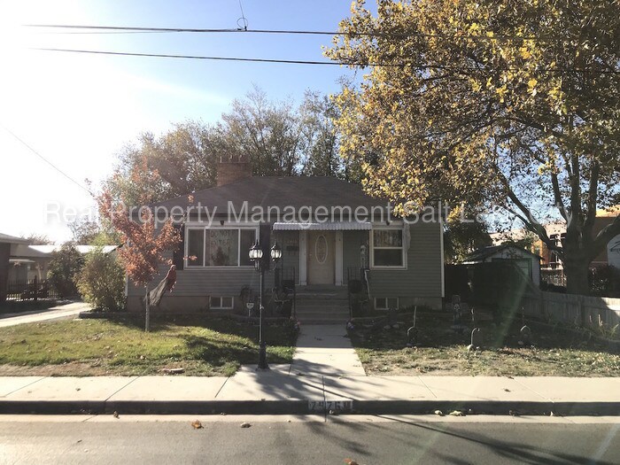 Primary Photo - 7976 S Pioneer St