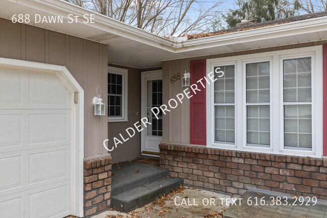 Foto del edificio - 688 Dawn St SE