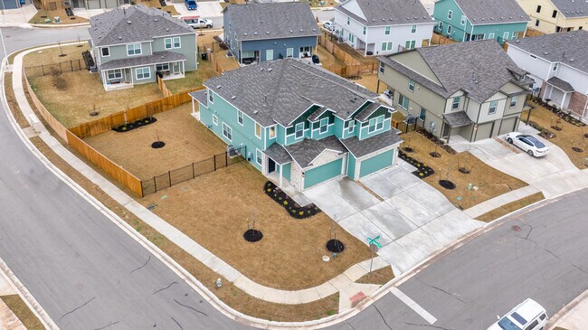Building Photo - 7101 Dancing Wind Ln