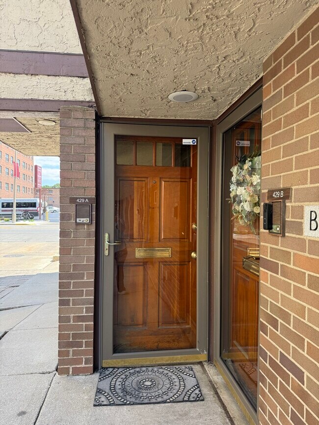 Foto del edificio - 429 S Oak Park Ave