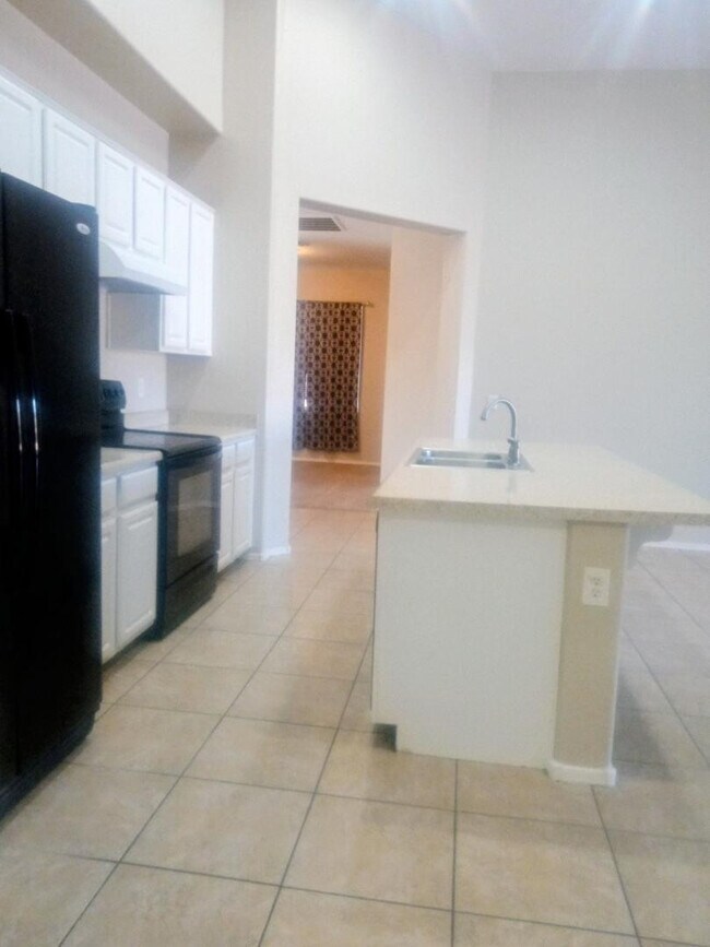 Foto del edificio - 24744 W Illini St