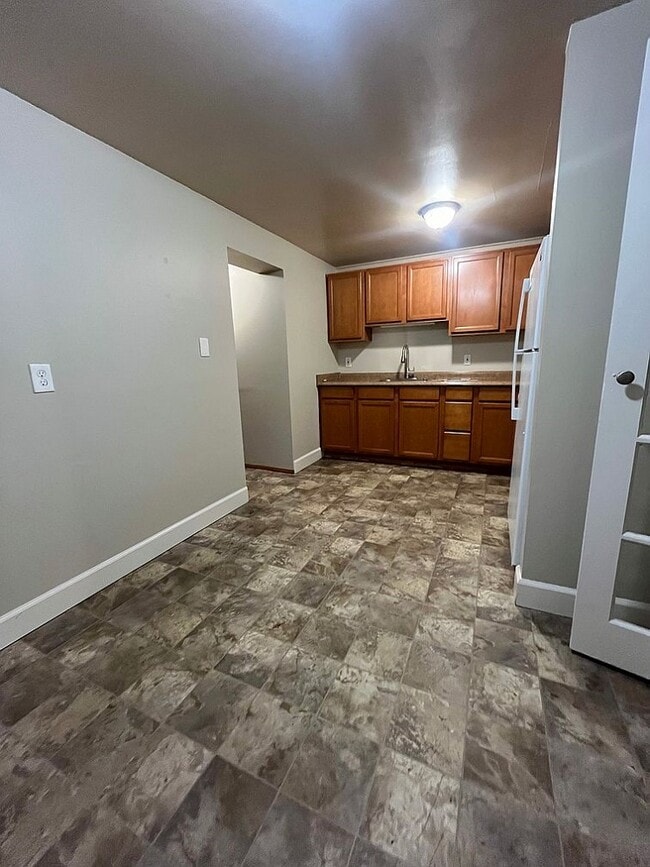 Building Photo - 20088 9th Ave NE