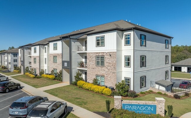 Building Photo - Paragon Luxury Apartments