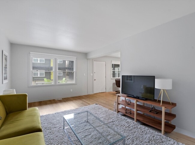 Interior Photo - The Pines