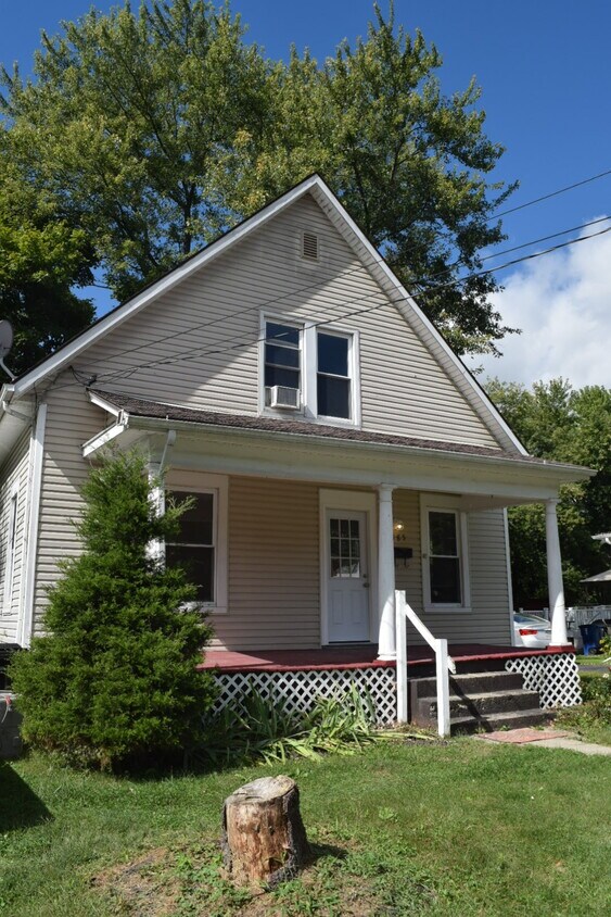 585 N Spring St, Wilmington, OH 45177 House Rental in Wilmington, OH