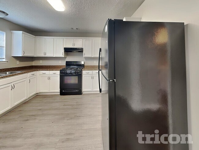 Foto del edificio - 3525 Brookstone Way