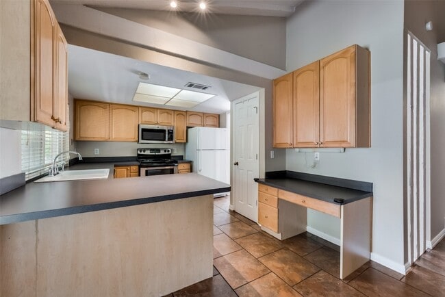 Foto del edificio - 5605 Valley Mills Dr