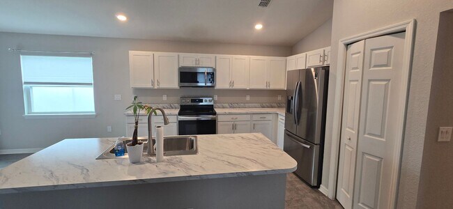 Foto del edificio - Welcome to your new home in Chapel Creek!