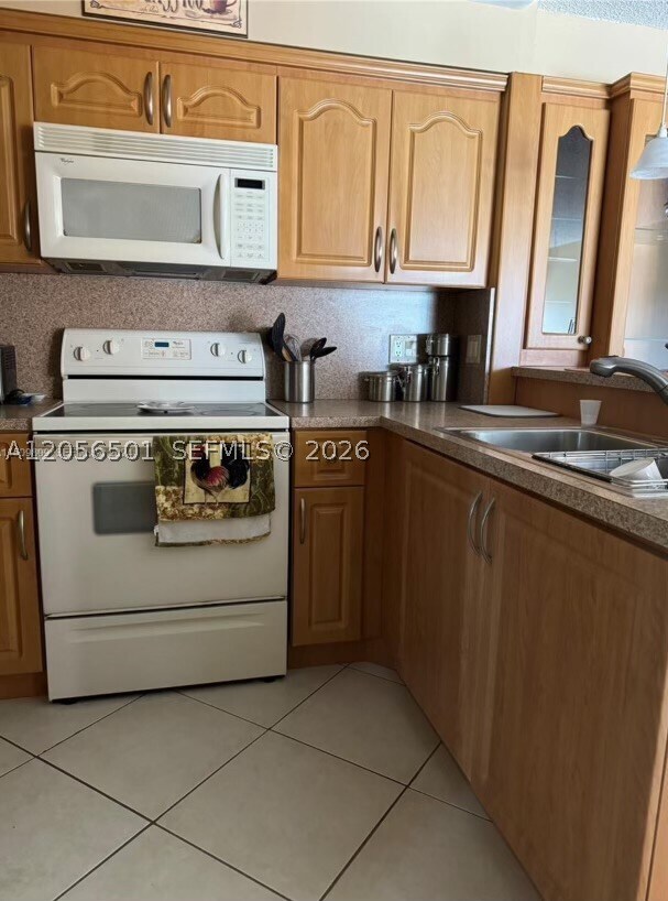 Foto del edificio - 3545 NE 167th St