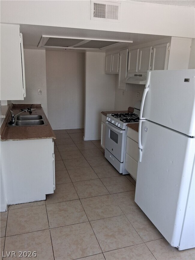 Foto del edificio - 2841 Wheelwright Dr