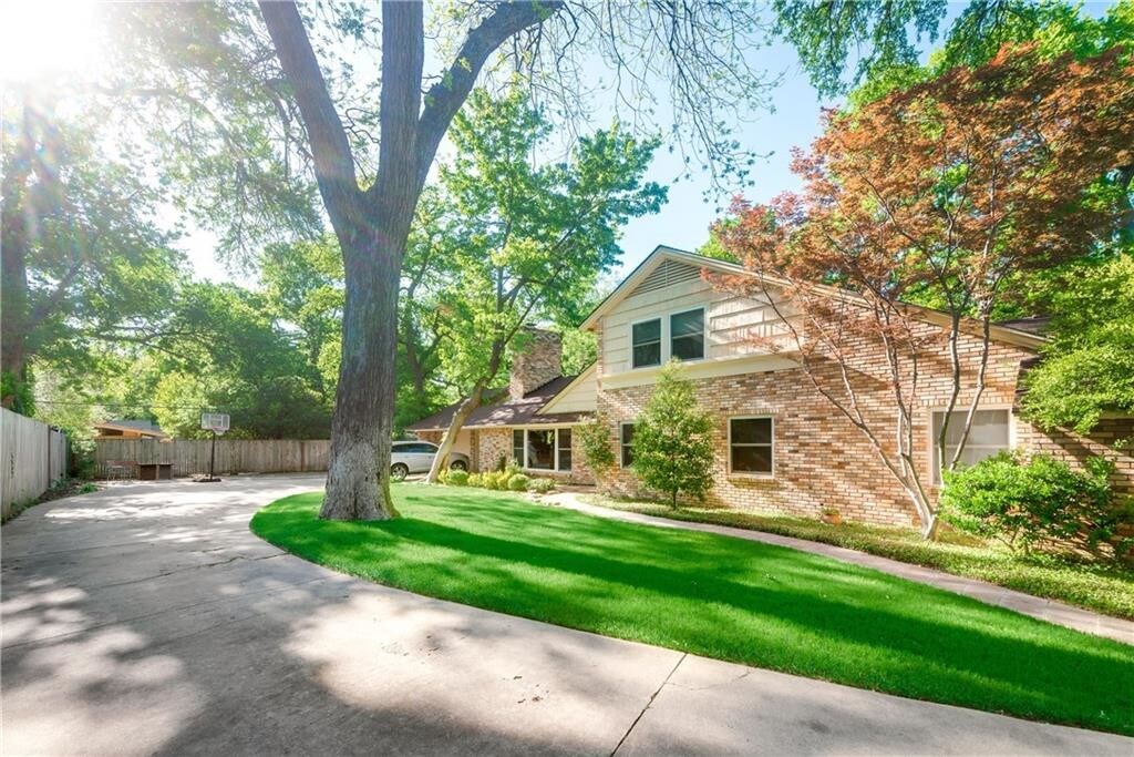 Primary Photo - 3224 Preston Hollow Rd
