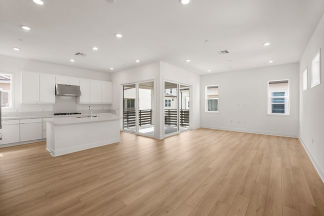 Building Photo - 124 Tiffin