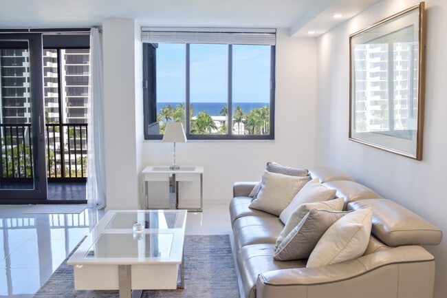 Building Photo - 3420 S Ocean Blvd