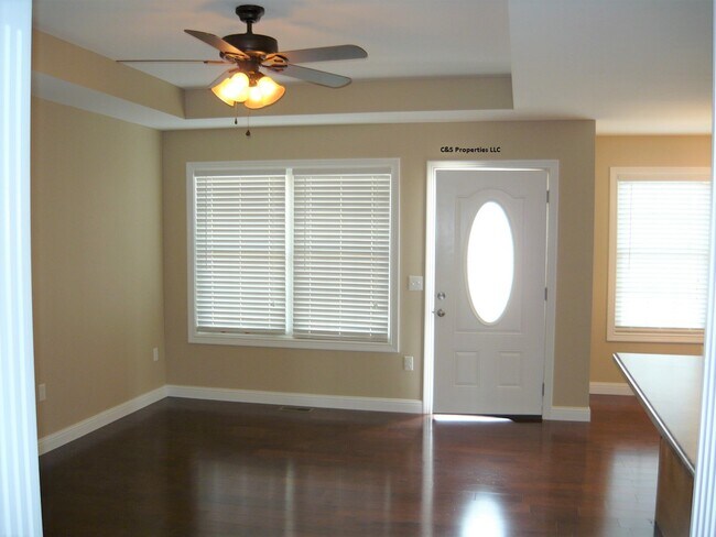 Building Photo - 209 Ashkirk Ln