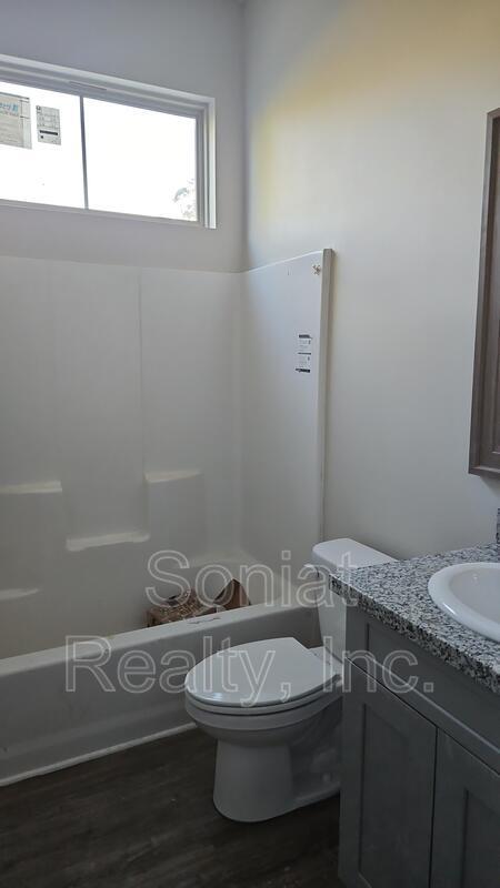 Building Photo - 5317 N Galvez St