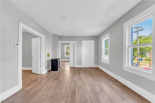 Building Photo - 3721 W 33rd St