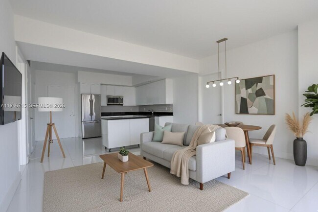 Building Photo - 92 SW 3rd St