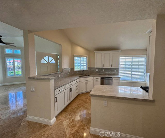 Building Photo - 43 Calle Melinda