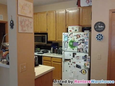 Foto del edificio - 15644 Garrett Dr