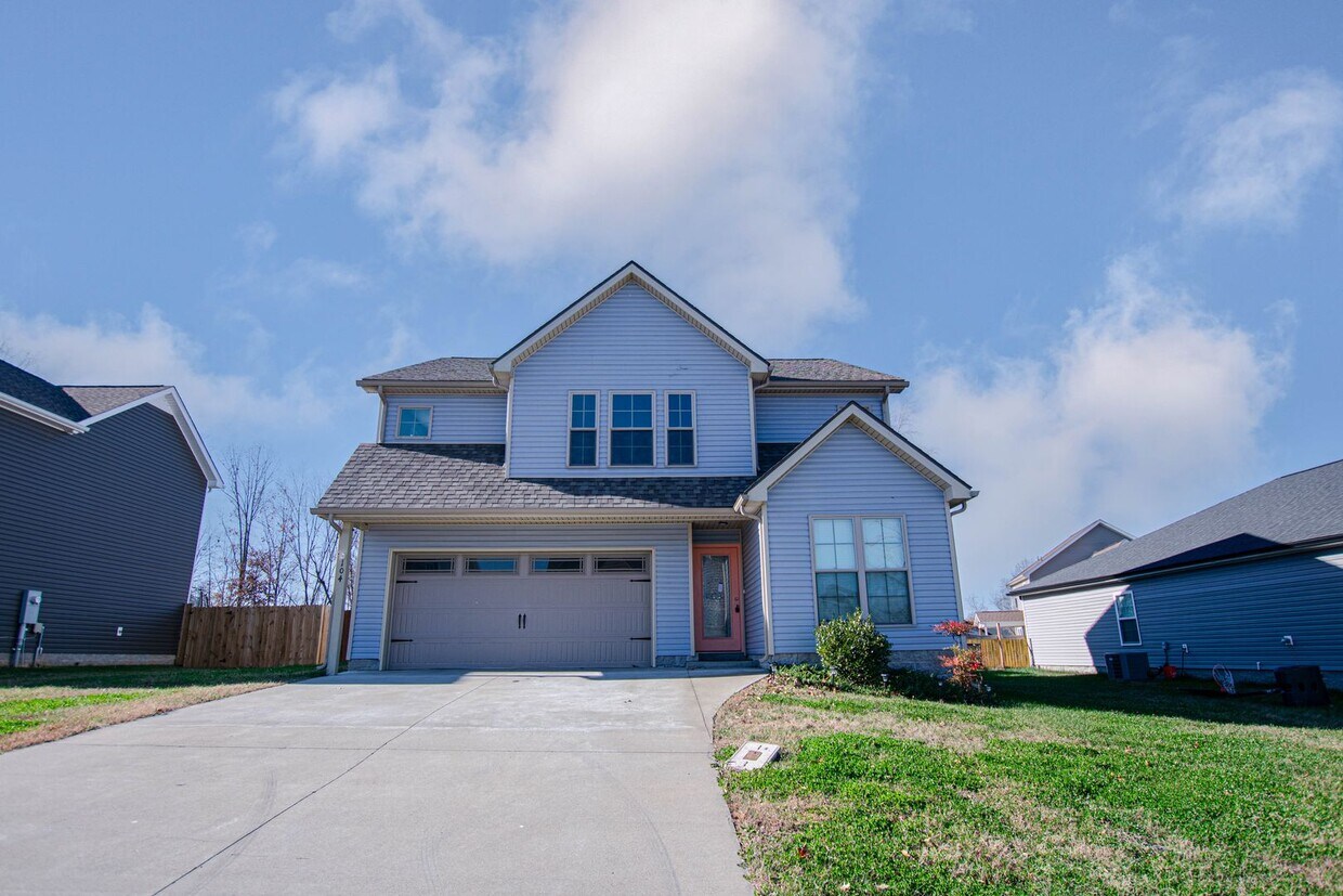 Primary Photo - Pet Friendly Four Bedroom!
