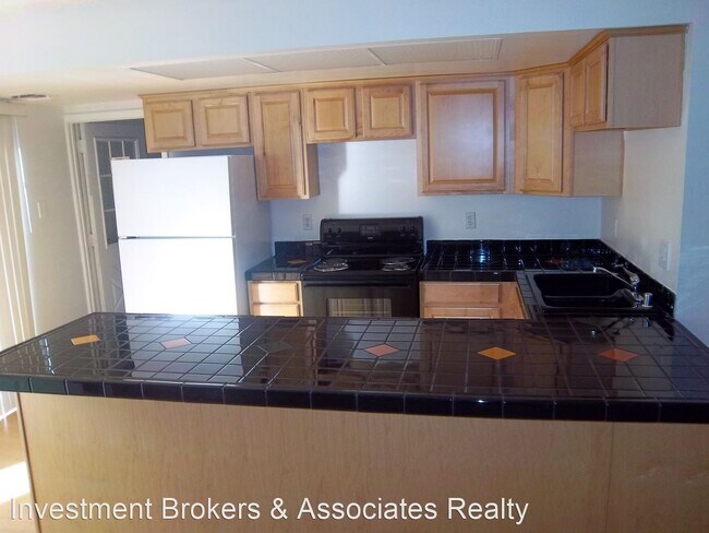 Foto del edificio - 1 br, 1.5 bath House - 913 Willow Tree Dr. #B