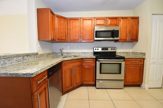 Foto del edificio - 1095 SW 135th Pl
