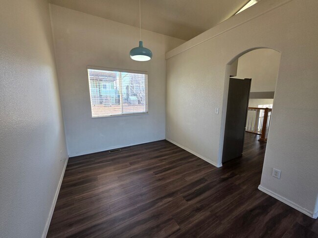 Foto del edificio - Gorgeous 4 Bed 4 bath Home In Wagon Trails!!